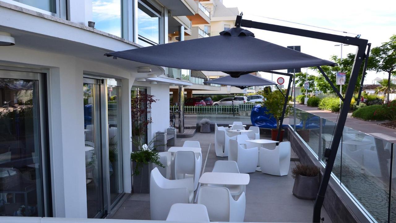 Hotel Rex - Fronte mare Riccione Exterior foto